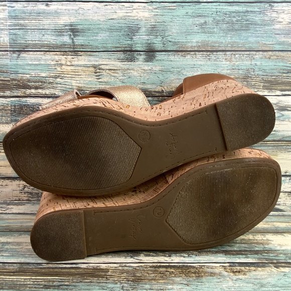 Crown Vintage Chalina Platform Sandal Womens Size 7.5M Gold Leather Wedge Heels - Picture 7 of 12